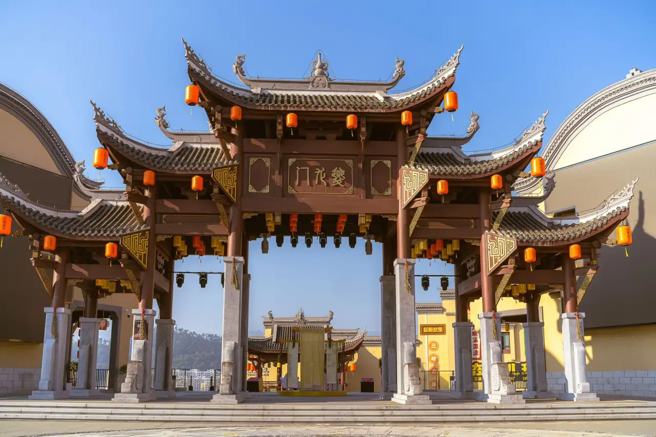 东方双新文科技：定制软件光盘如何助力海南企业实现业务数字化落地